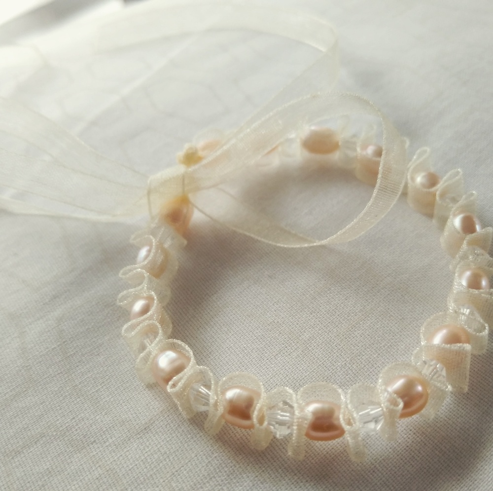 Ribbon & Pearl & Swarovski bracelet
